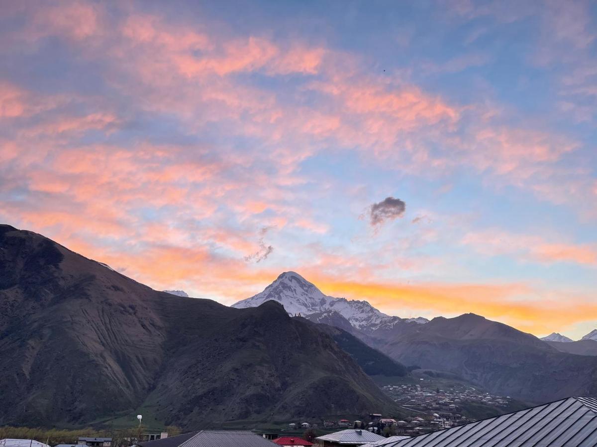 Hotel Misty Mountain Kazbegi Esterno foto